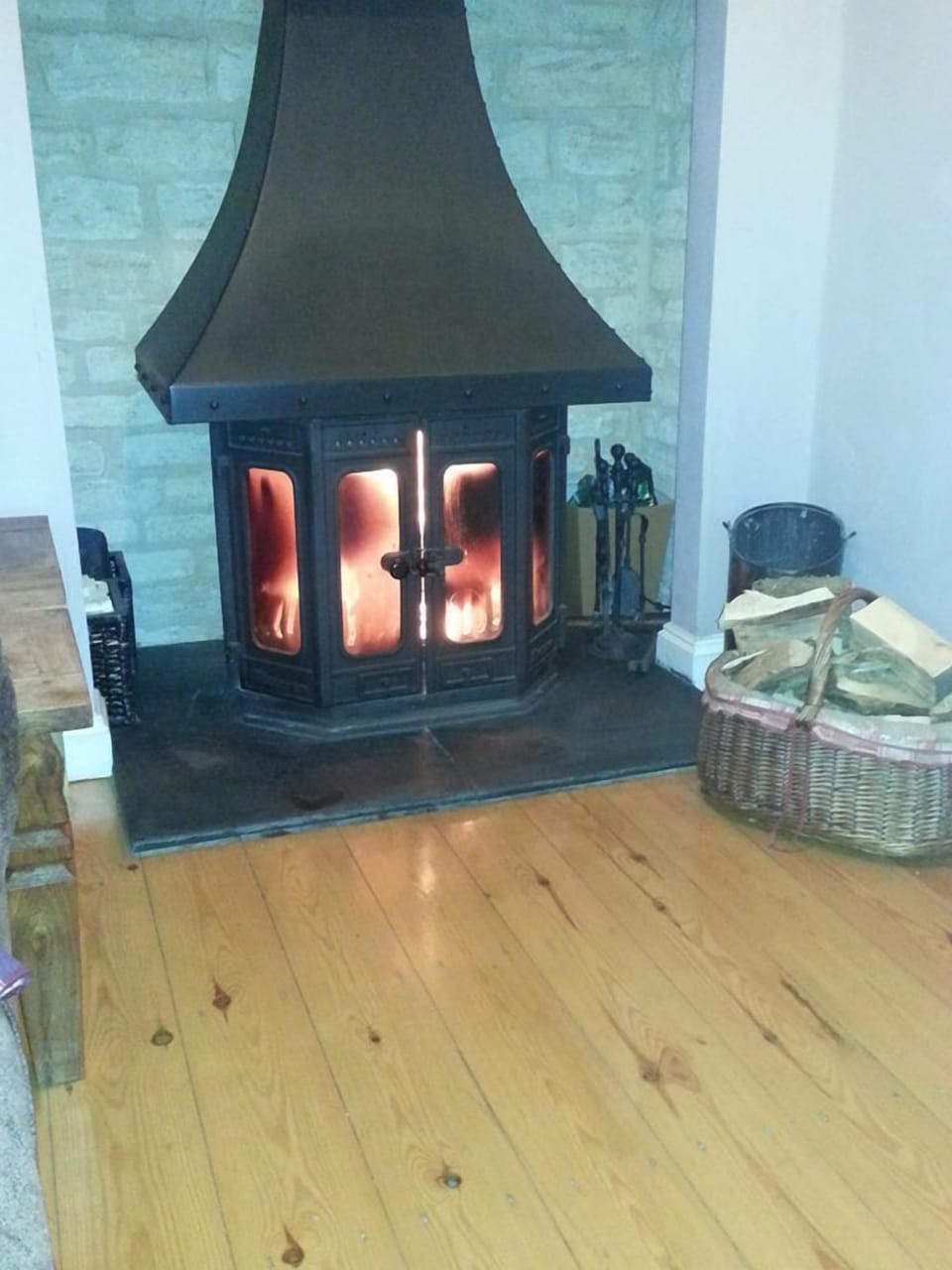 Lounge wood burner