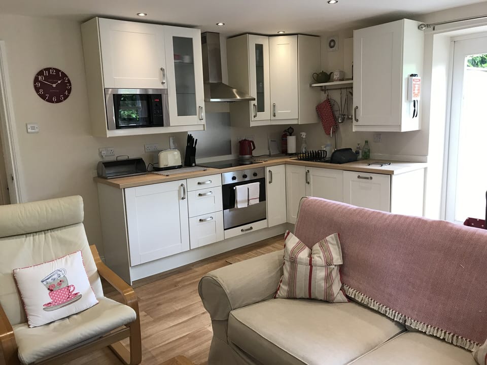 Light and airy kitchen/living area 