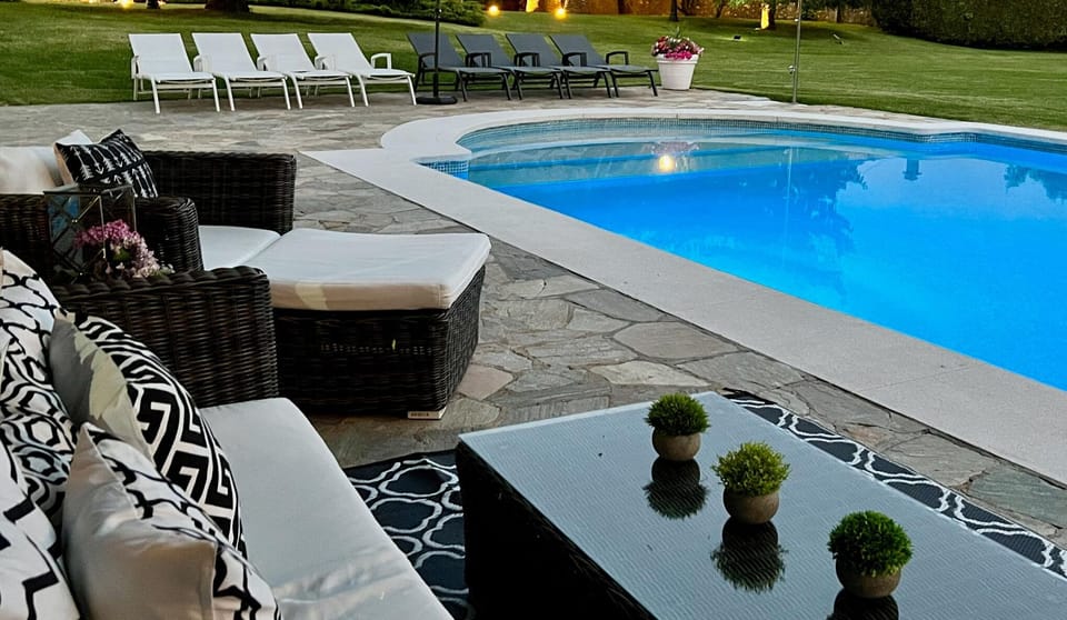  Deluxe Villa with swimming pool,garden and Spa, 6 km to the beach Villa in Cantabria