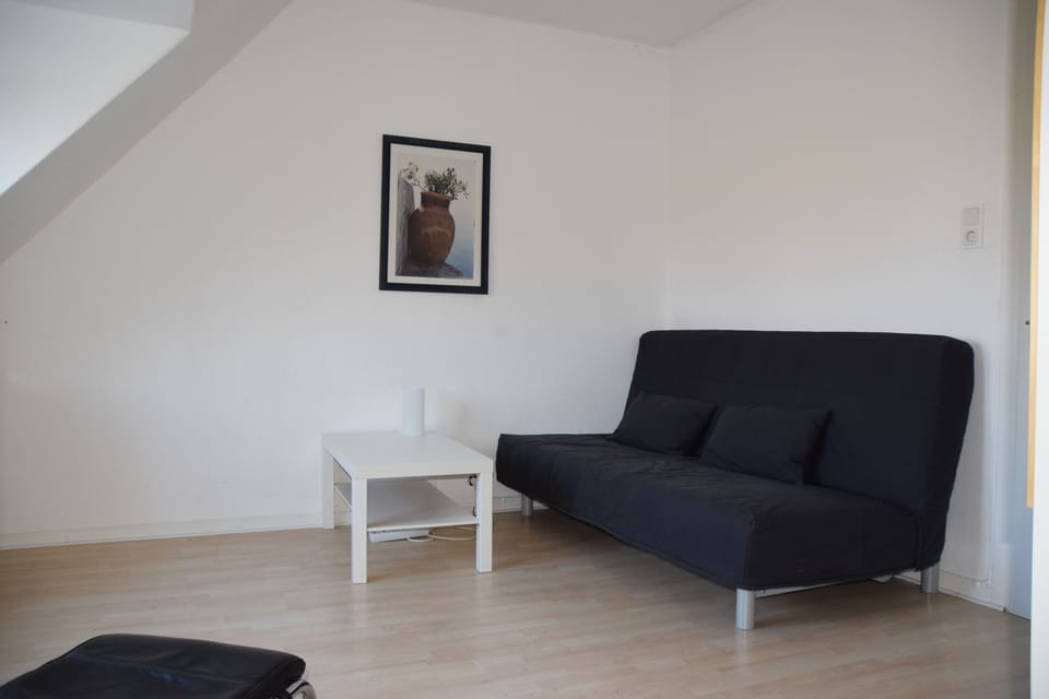 room 2
bedcouch 140x200