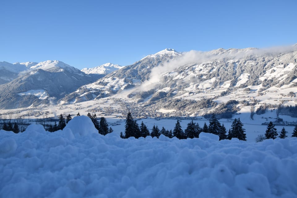 Snow and ski sports