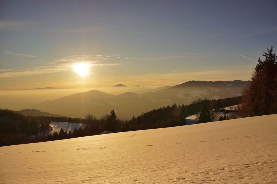 Free WiFi beautiful nature hiking relaxation calm recharge your batteries Landhaus House in Styria