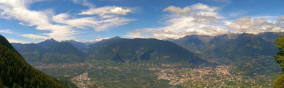 Spacious apartment in a sunny, stunning panoramic location above Meran Apartment in Trentino-South Tyrol