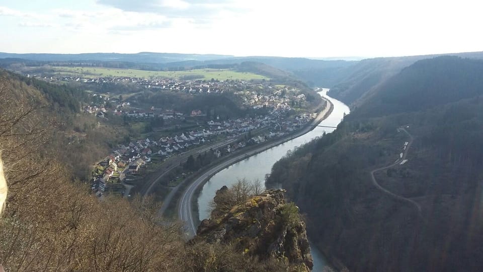 The Vogelsfelsen with a great view to river Saar