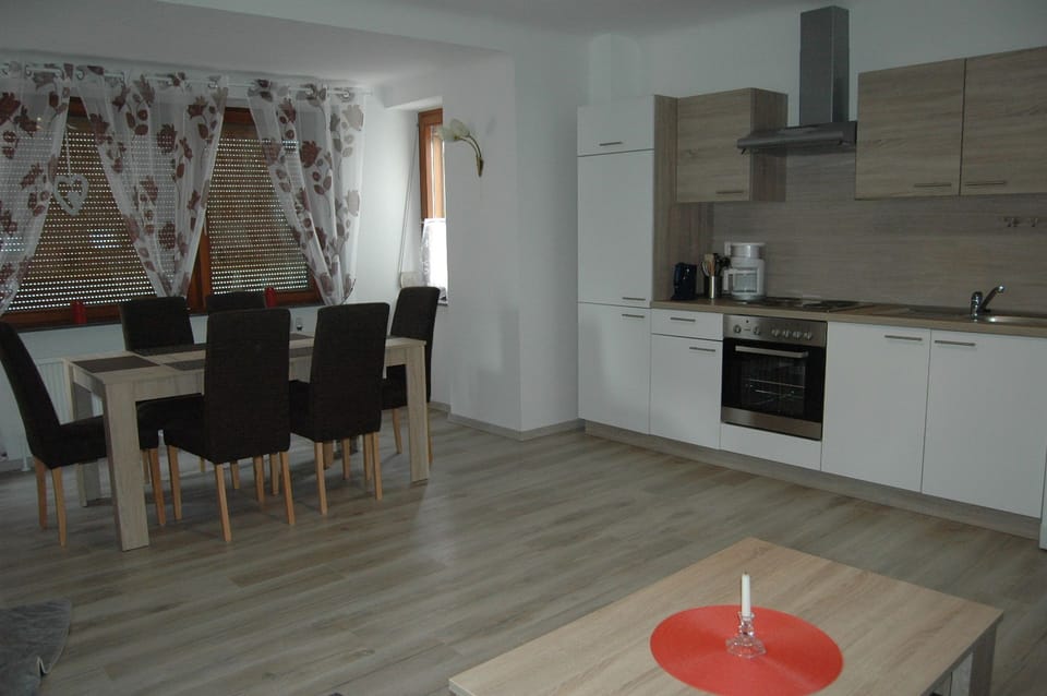 dinette / kitchen