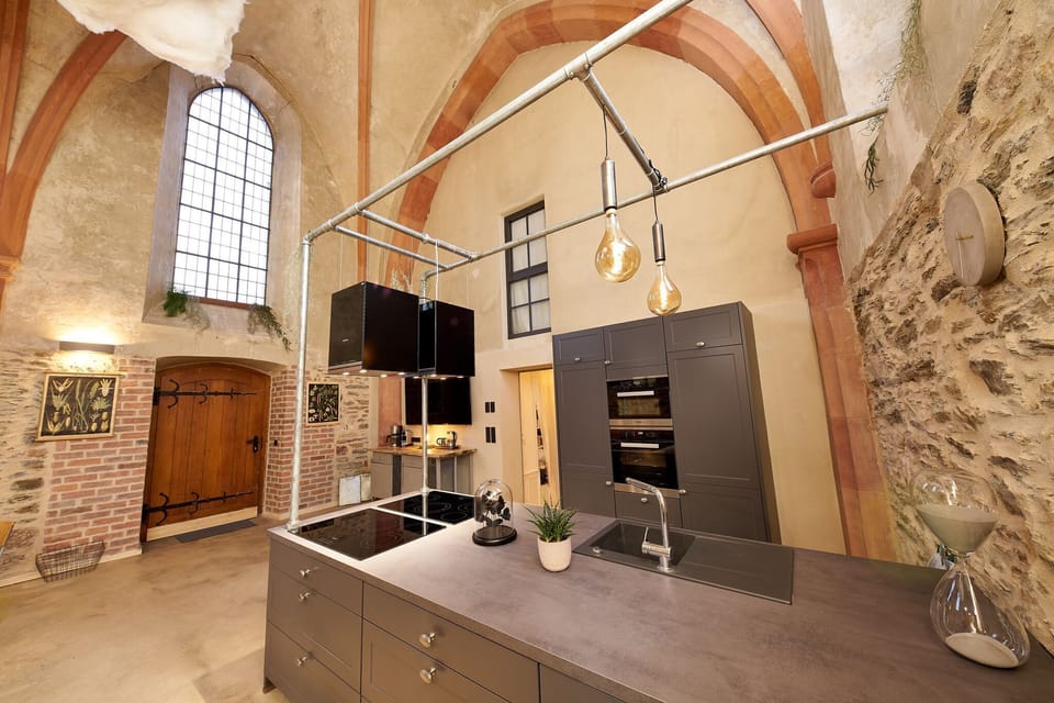 Stay - Kirche an der Mosel, 350 years old building, group / seminar house House in Bernkastel-Kues
