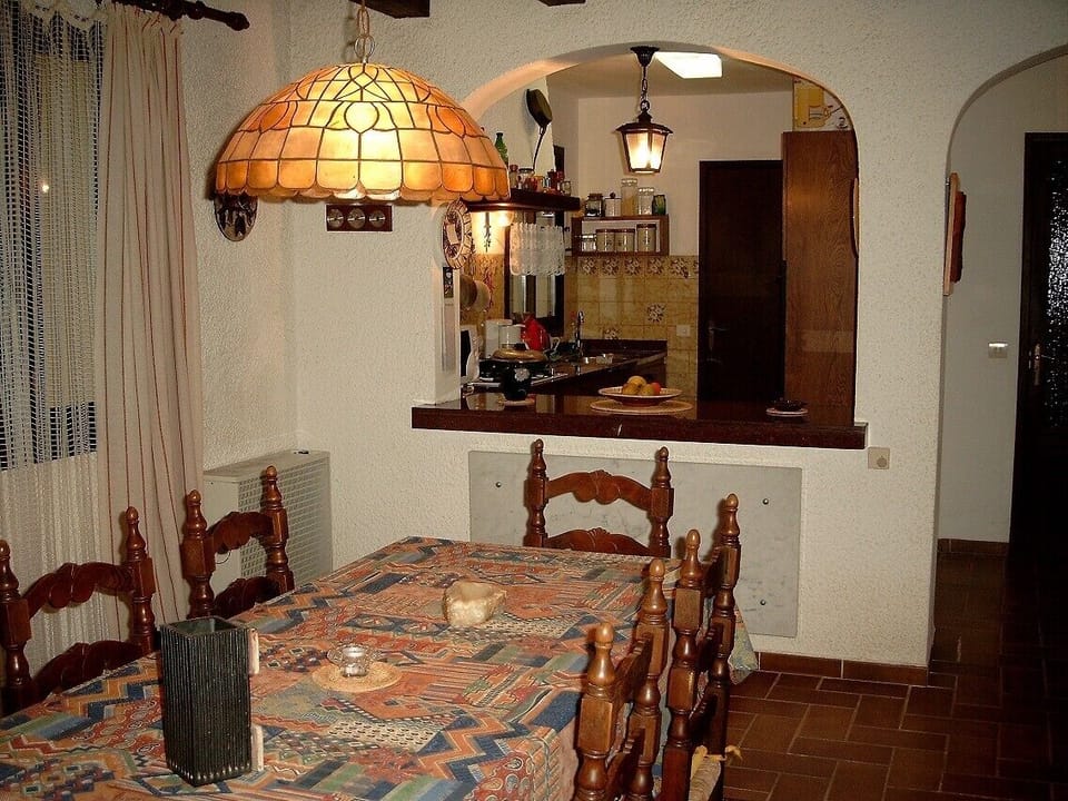 Dining area with access to the kitchen