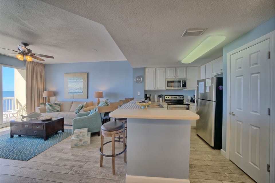 Kitchen bar seating for 4.