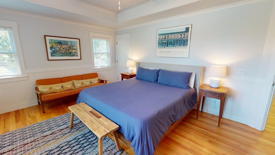 Third Bedroom - King Bed - Third Level