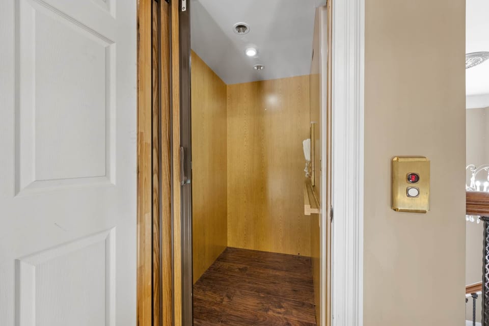 Elevator