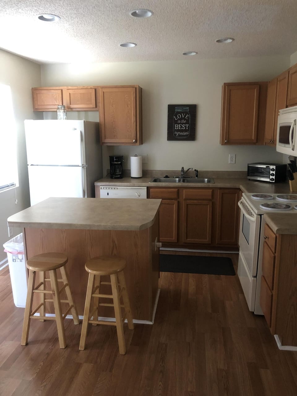 Kitchen unit 1