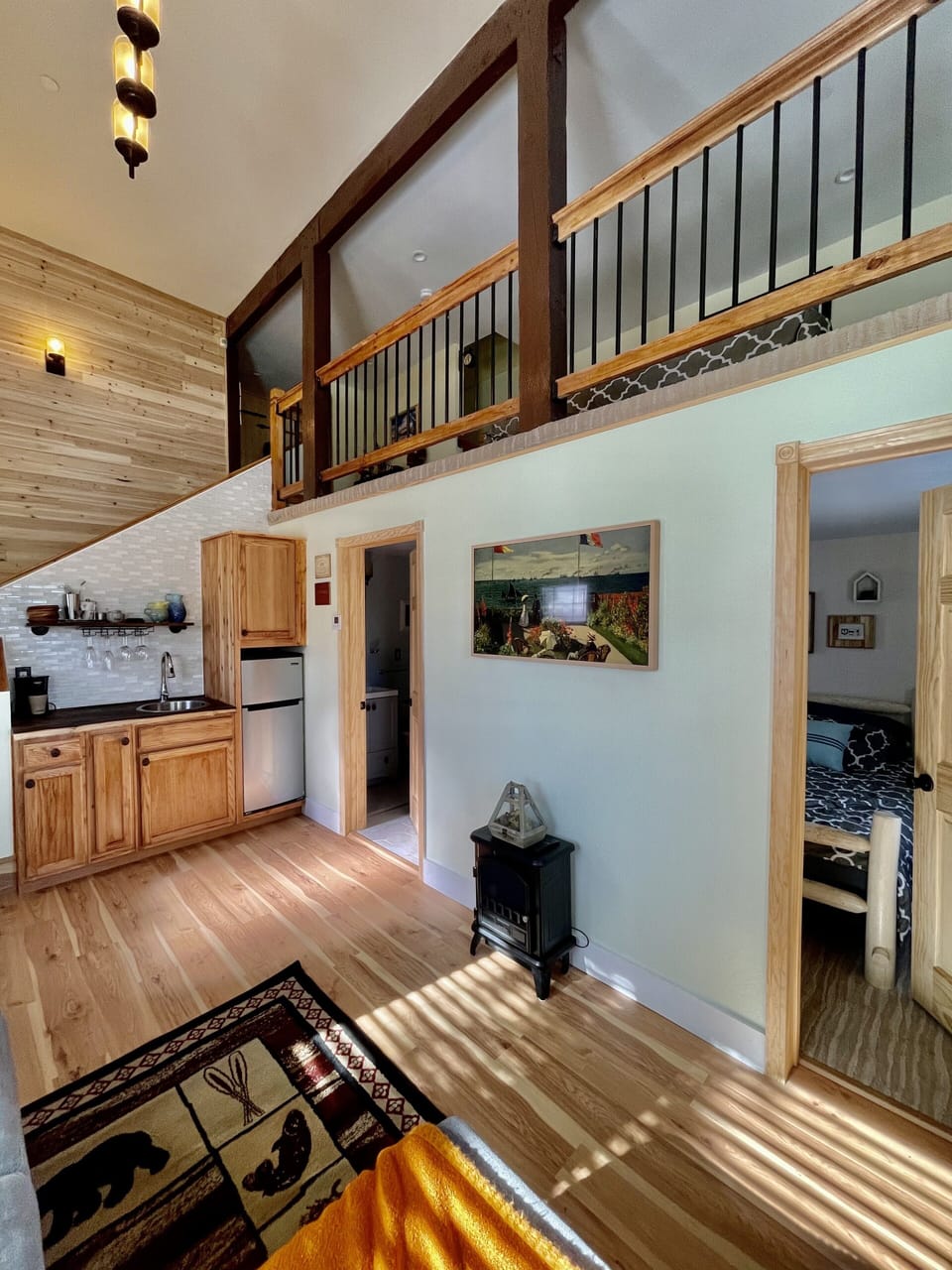 Lower level family room with wet bar