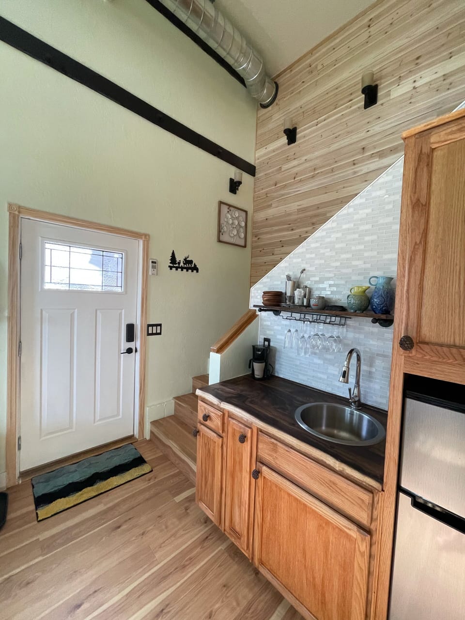 Wet bar