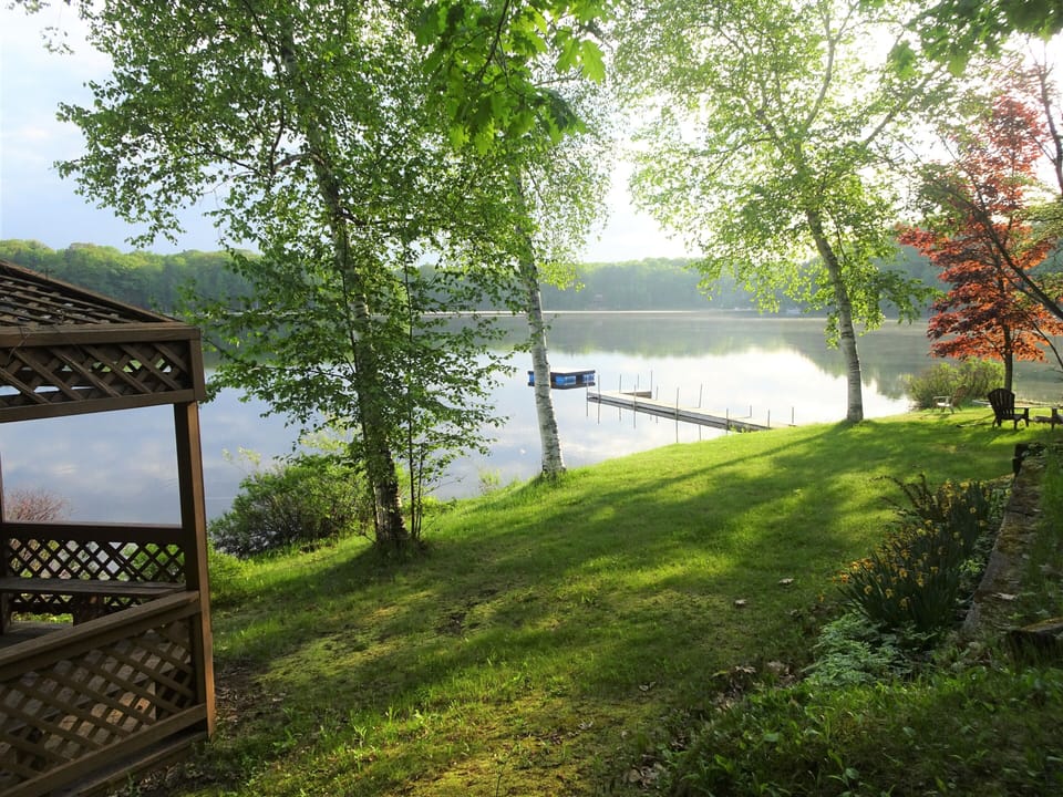 Dock with raft