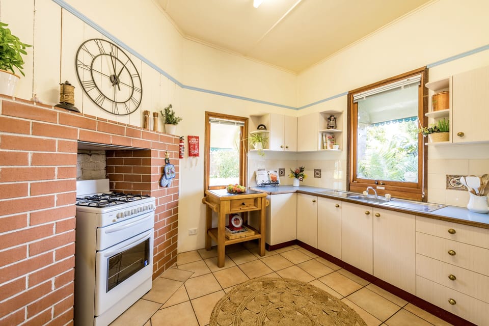 Banksia Cottage large self-contained country kitchen with full sized fridge