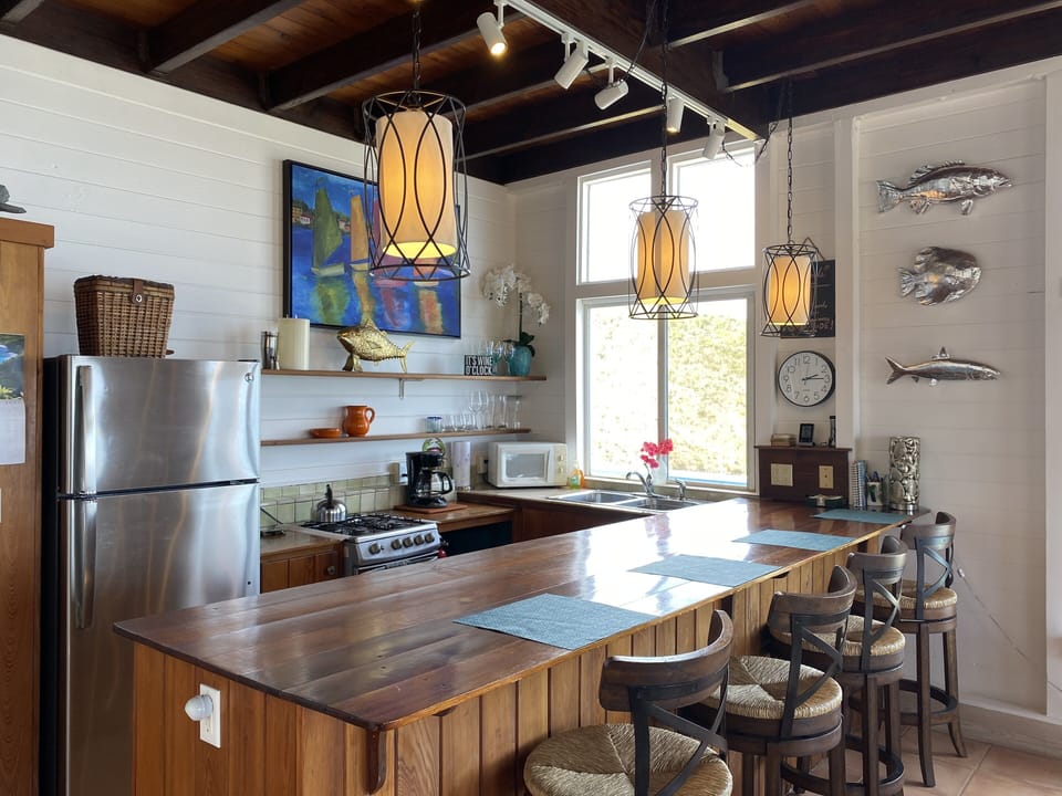 lots of counter space
