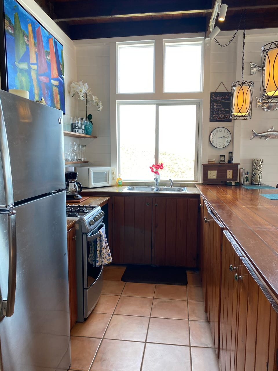 Wide open galley kitchen 