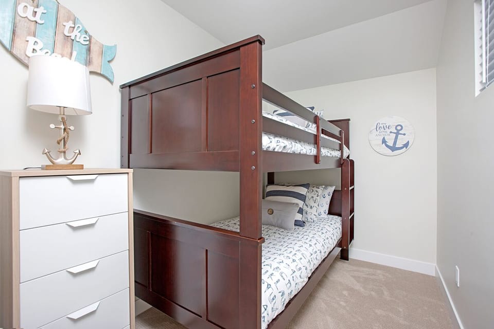 Bedroom with two bunk beds