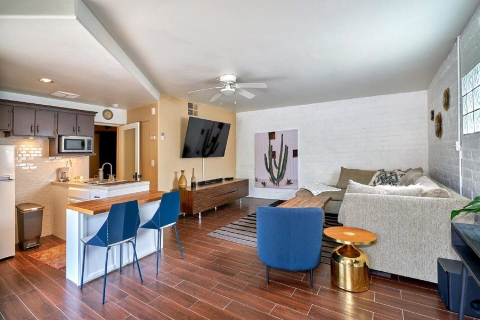 Casita Living Room 