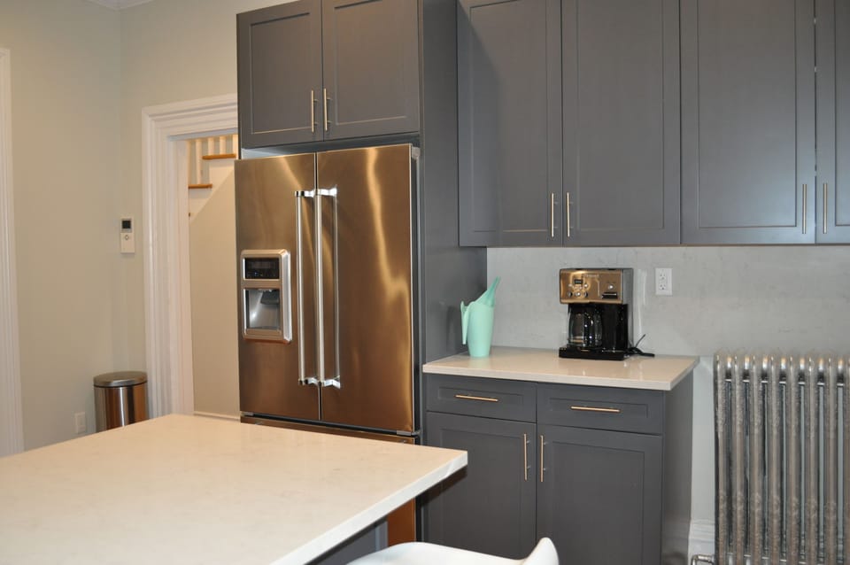 Kitchen - Parlor