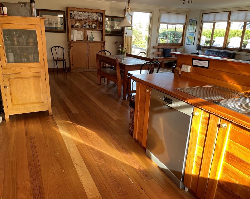kitchen / living