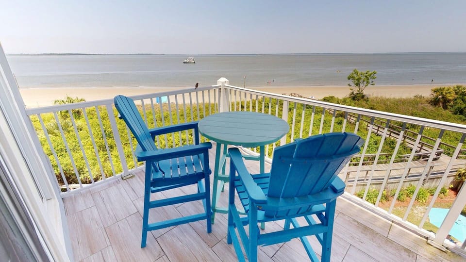 Welcome To Bay View Villas 305 - Your Tybee Beachfront Paradise!