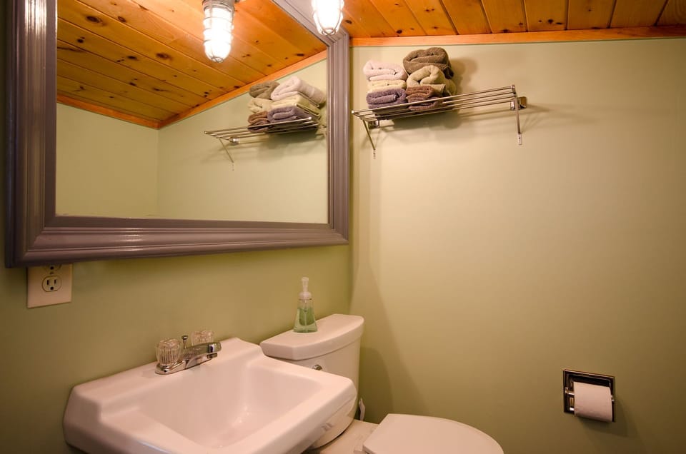 Bathroom 2
