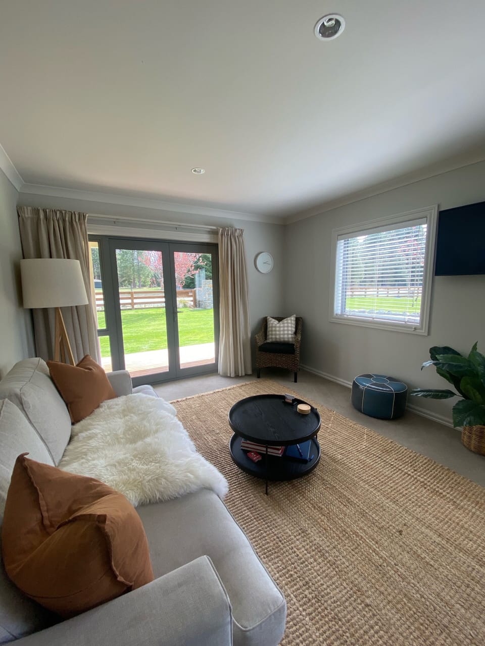 Living area, door open onto the deck 