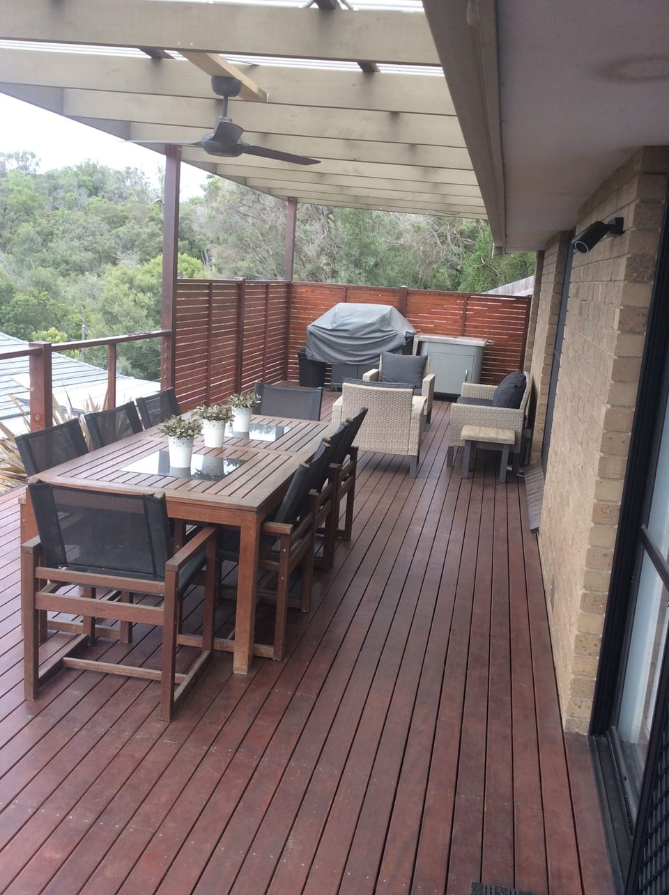 Outdoor dining