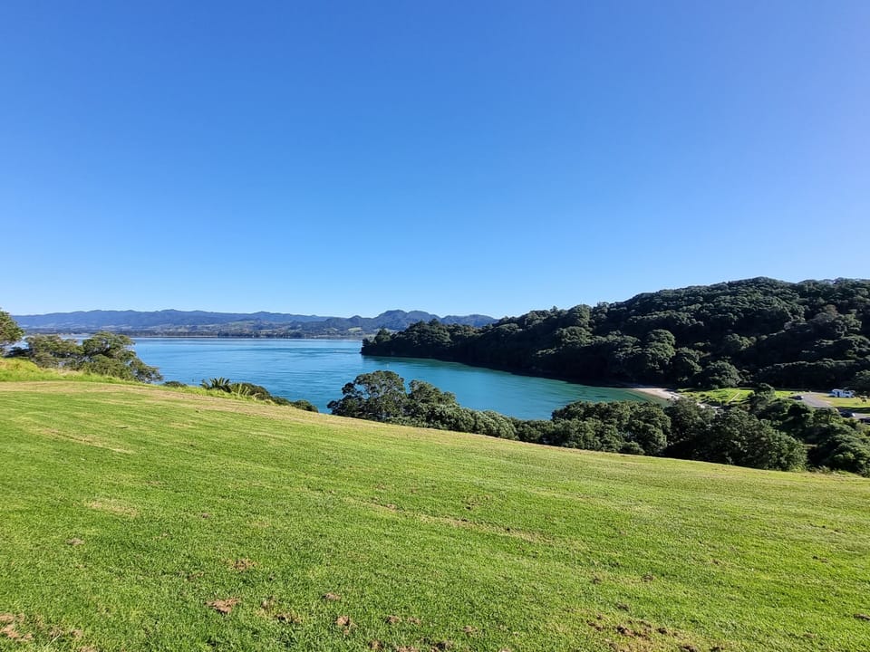 Bowentown lookout to Anzac Bay