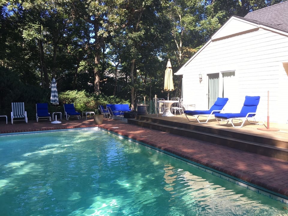 Pool and outdoor dining