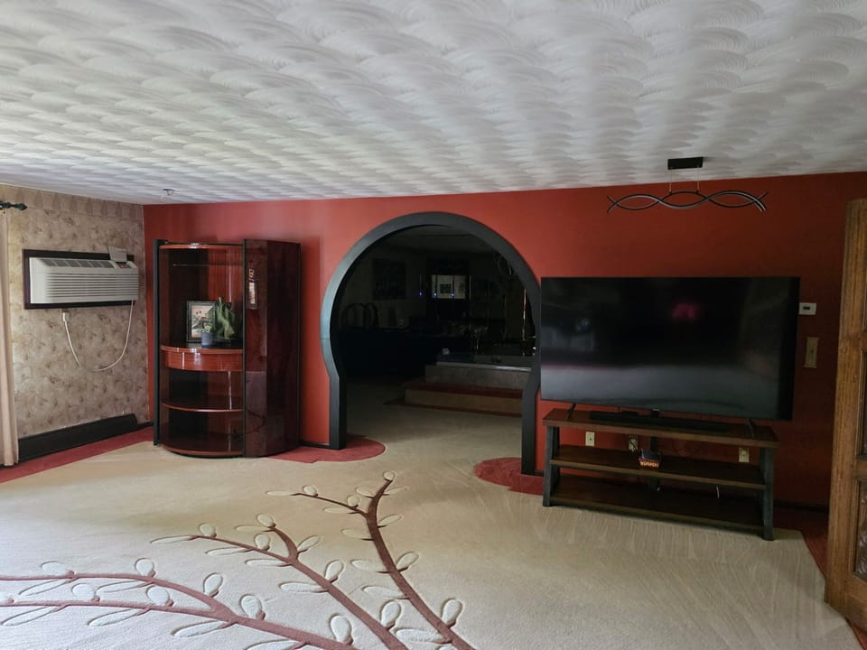 Bedroom #1/Master King