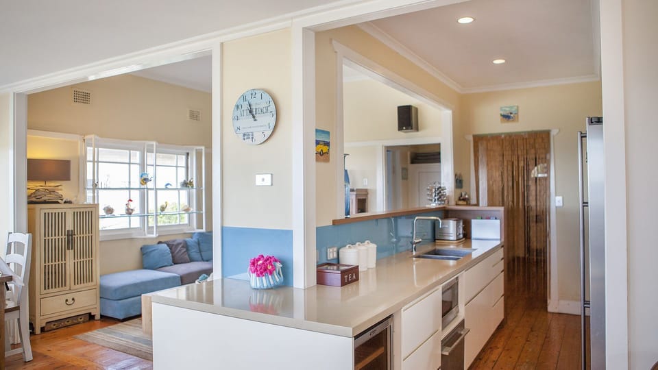 Open plan Kitchen and dining