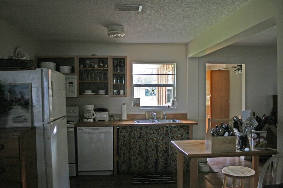 The kitchen has everything you need.