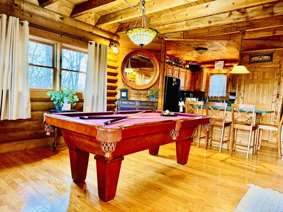 Pool table