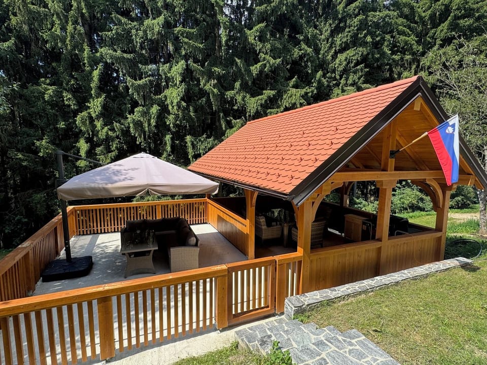 Outdoor seating and barbecue facility