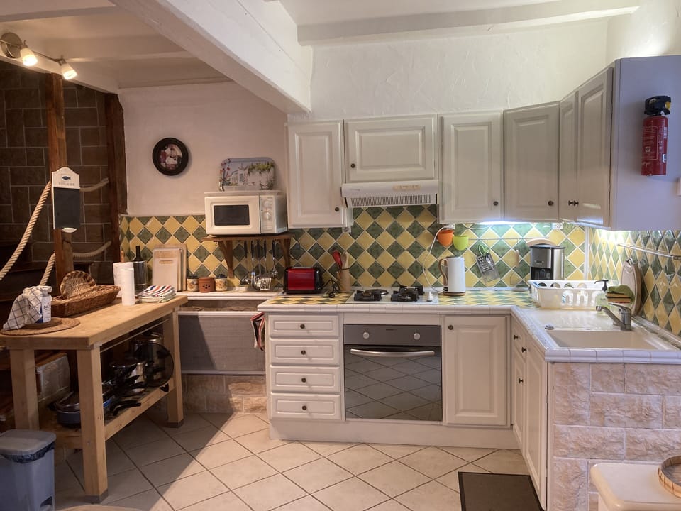 Kitchen
