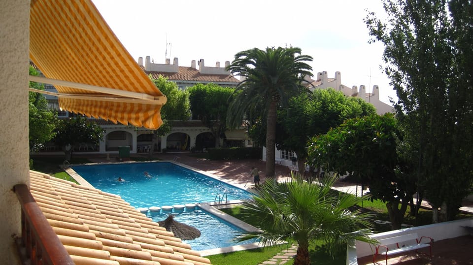 Pool and garden seen from downstairs terrace