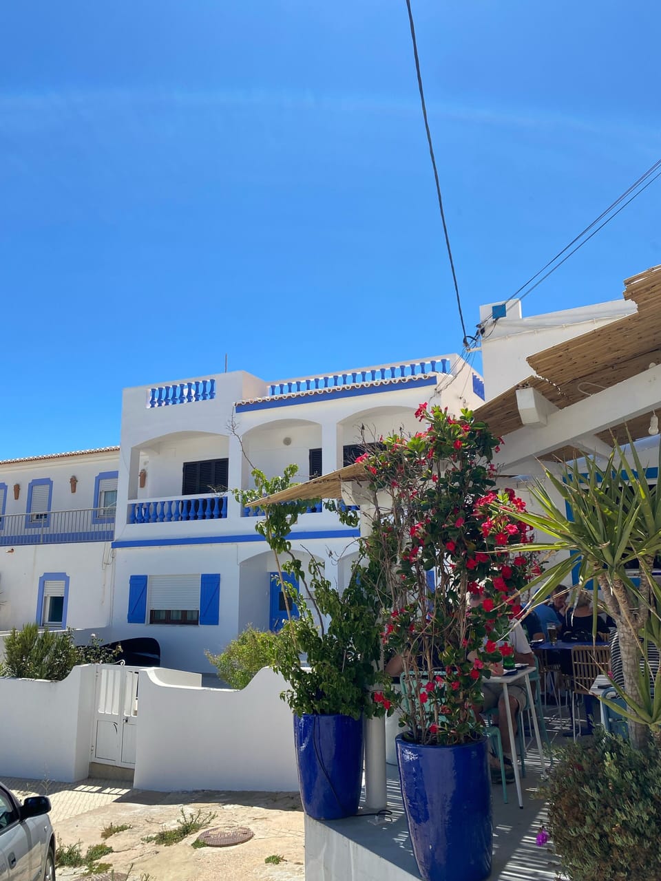 Miam restaurant close to Burgau beach