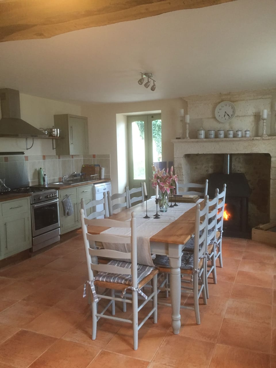 Large kitchen diner area. 