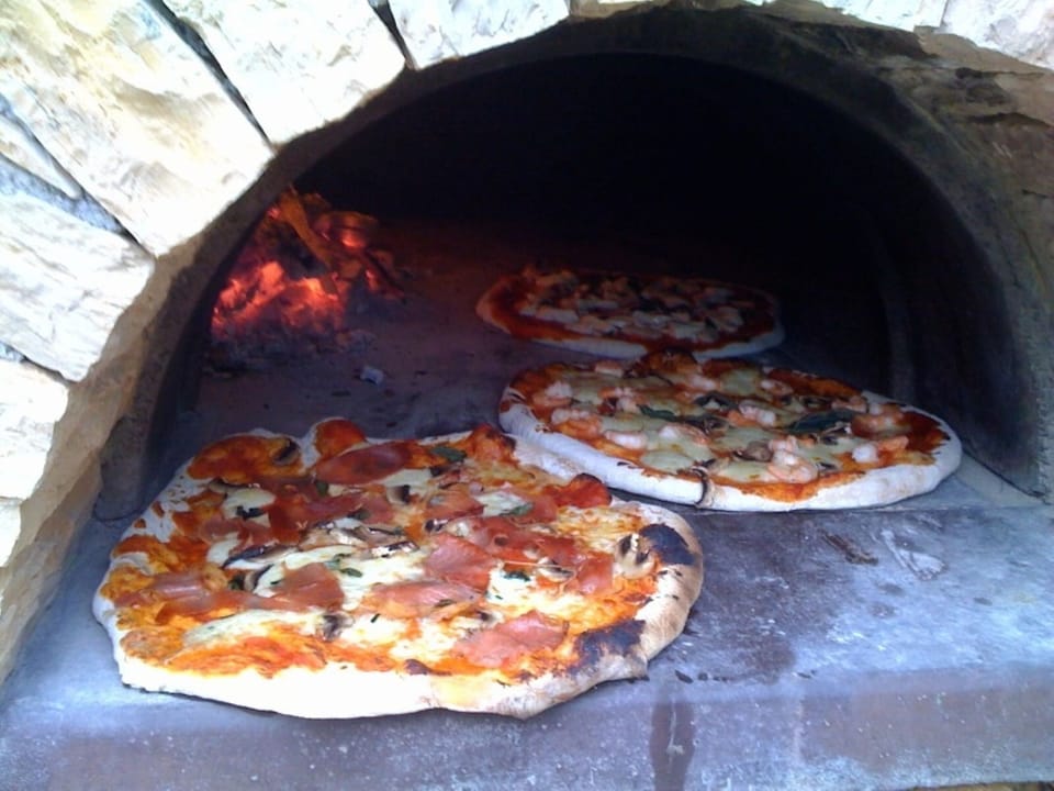 Pizza Oven