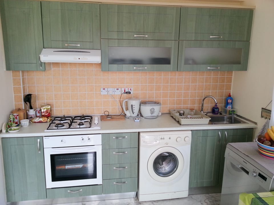 Large Modern Kitchen