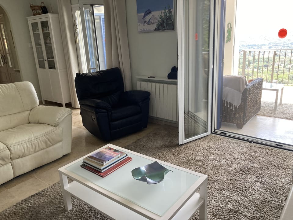 Living room with access to terrace