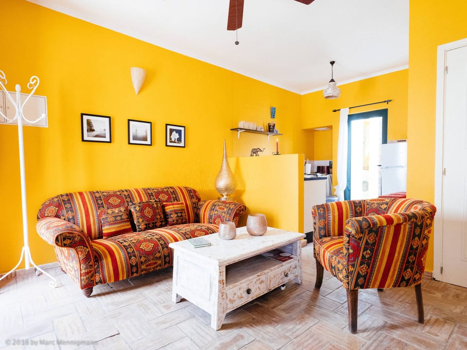 Living room & kitchen.