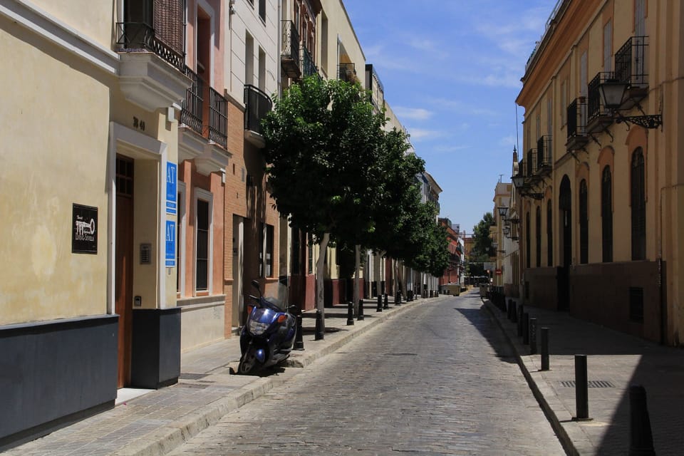 Lumbreras 38, 41002 Sevilla