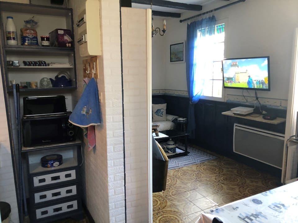 Corner of the Kitchen 27.02.2023