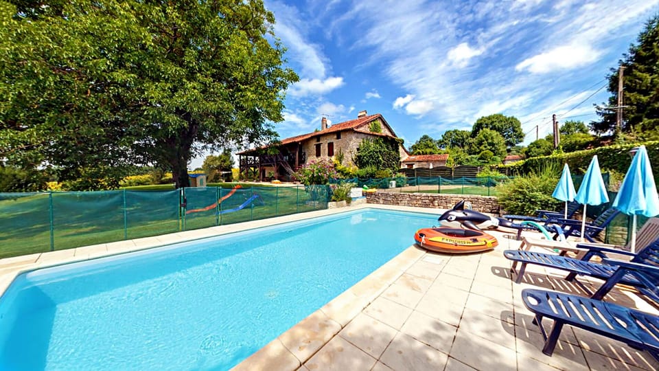 Heated pool
