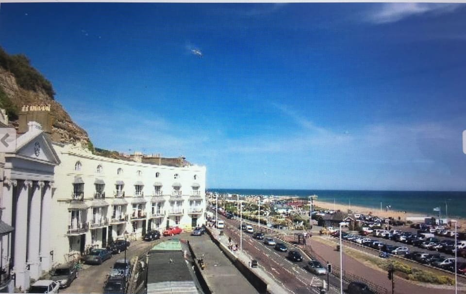 View taken by the owner from the balcony.