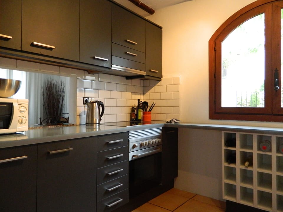 Newly fitted kitchen