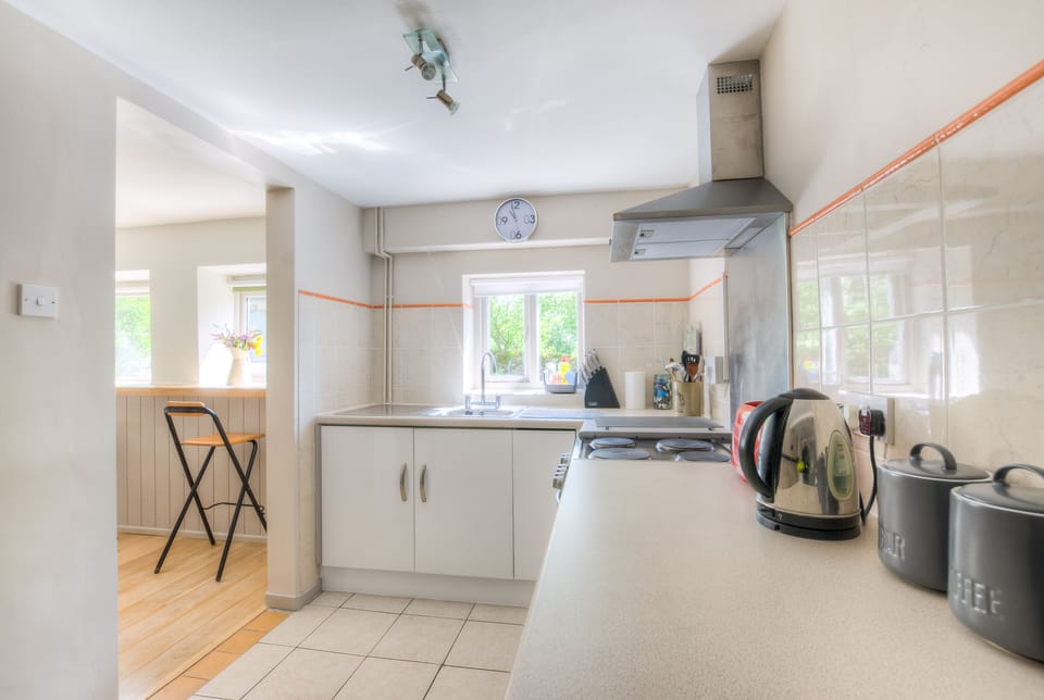 Newly refurbished kitchen with dishwasher